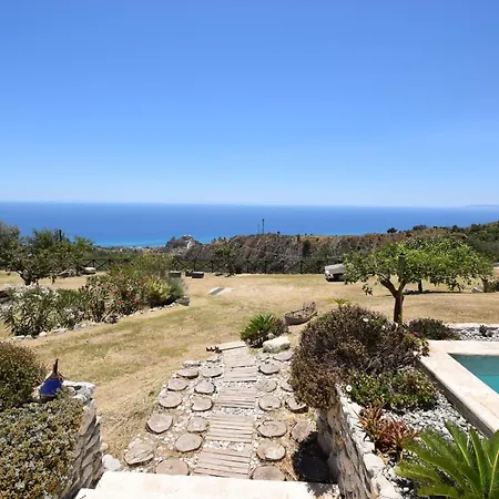 Roccella Ionica, Sea View, A C * Roccella Ionica