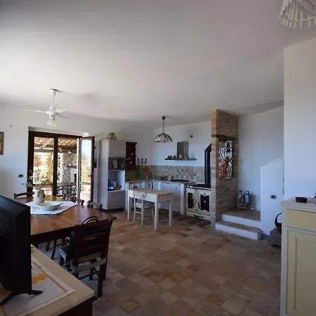 Roccella Ionica, Sea View, A C * Roccella Ionica